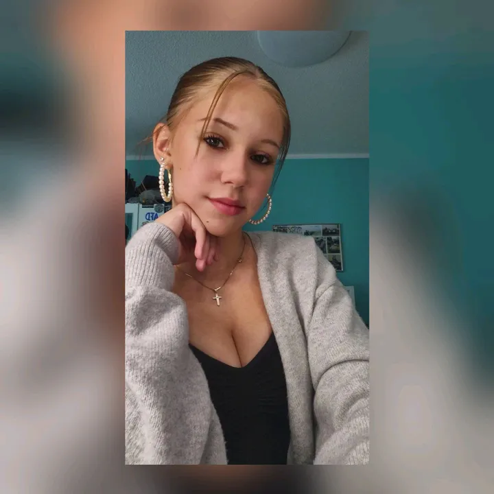 prv_emely02
