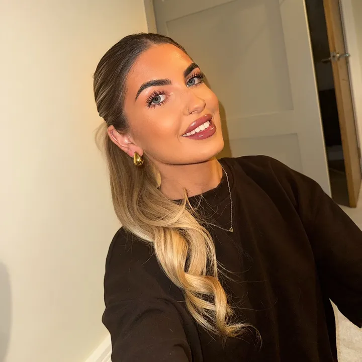 @lillyygibsonx