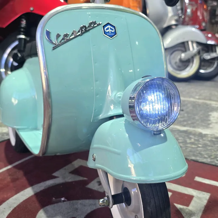 vespaliengarage