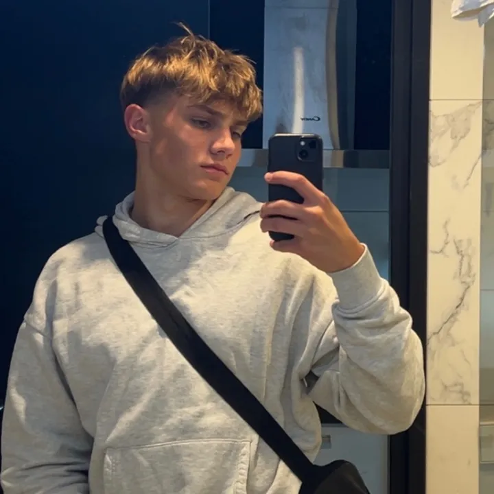 @2o.freddie