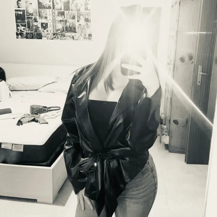 @angelicaanzalone1