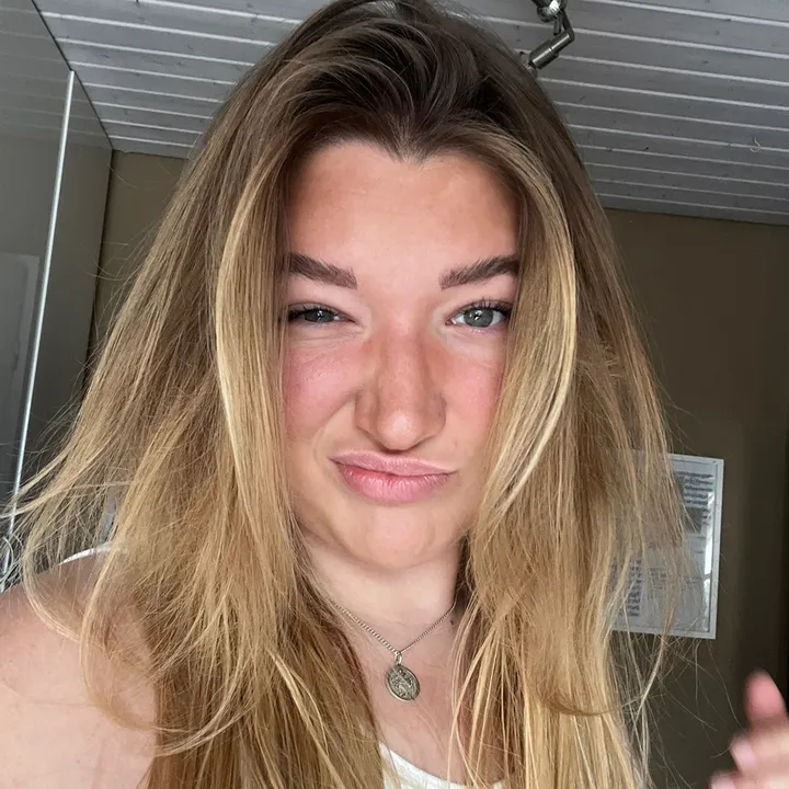 elli_hoffm
