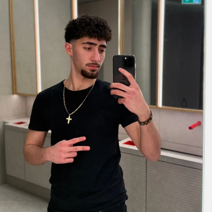 @simon.lk47