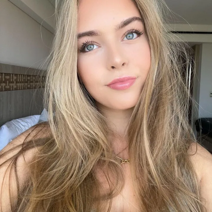 simoneesmee