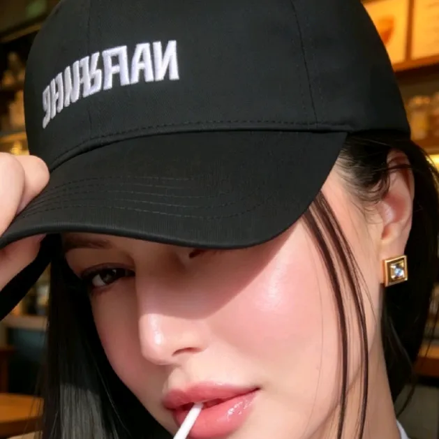 @lisa.lee854