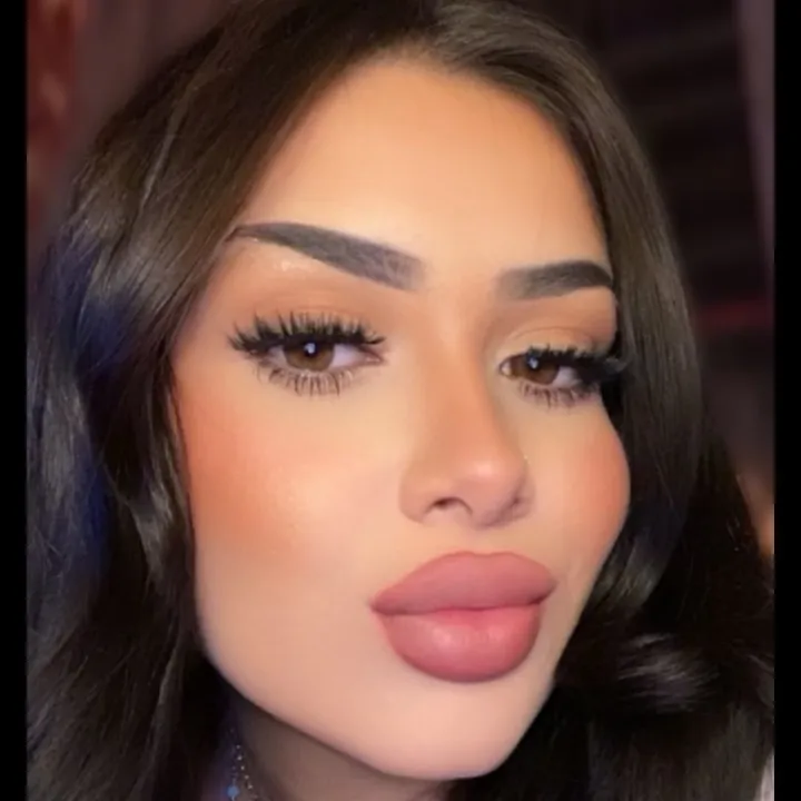 lary_larisa18