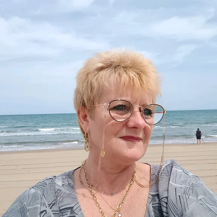 @carmenciobanu