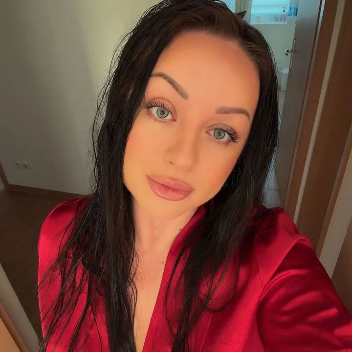 @lena_ponomarova7