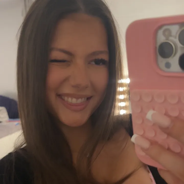 emiliamathilda.fls