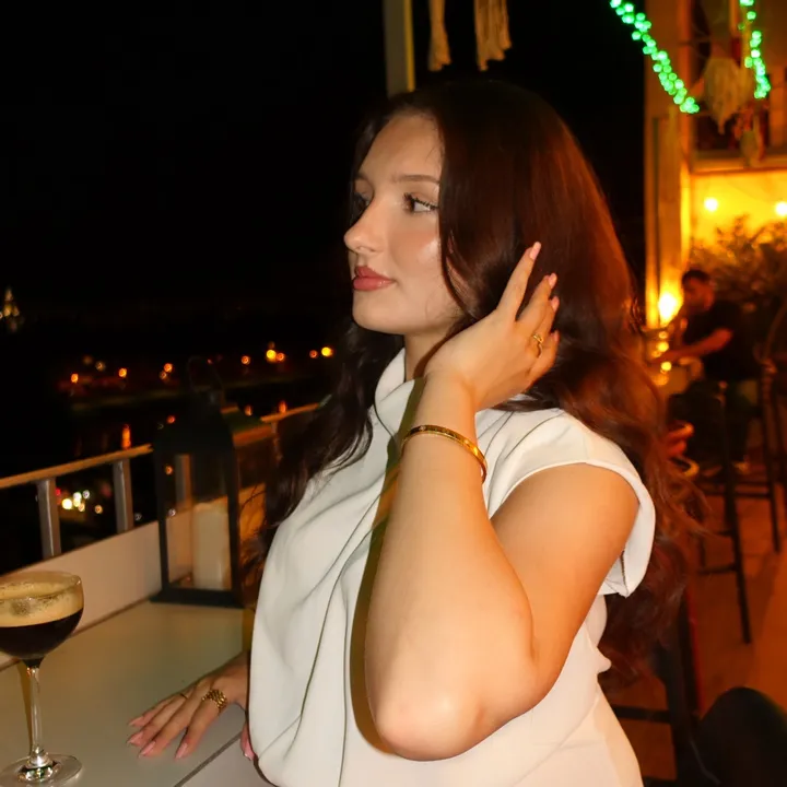@melissaakrs