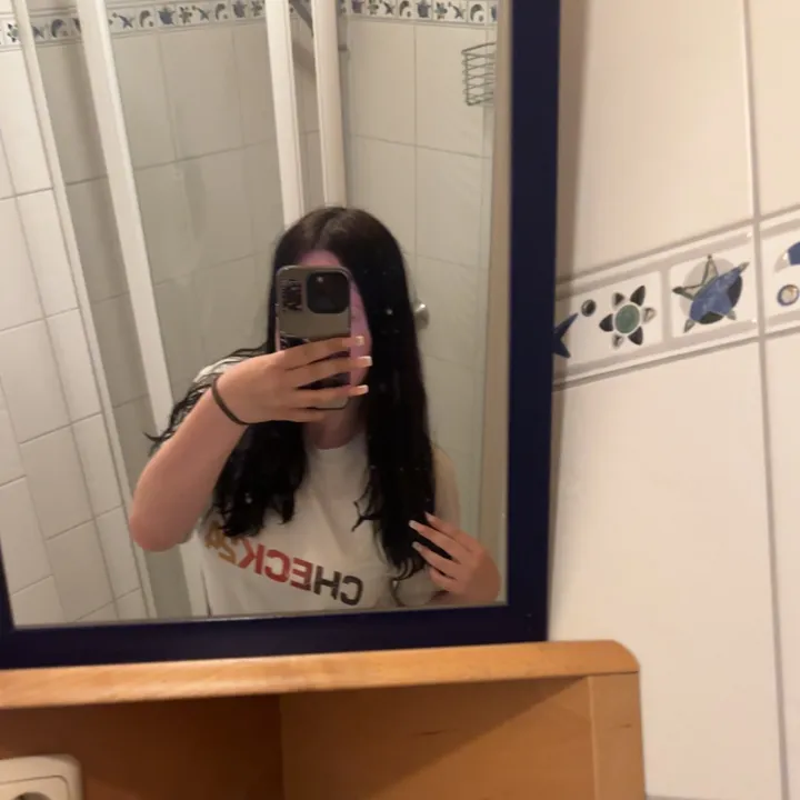 @leleonie.xxx