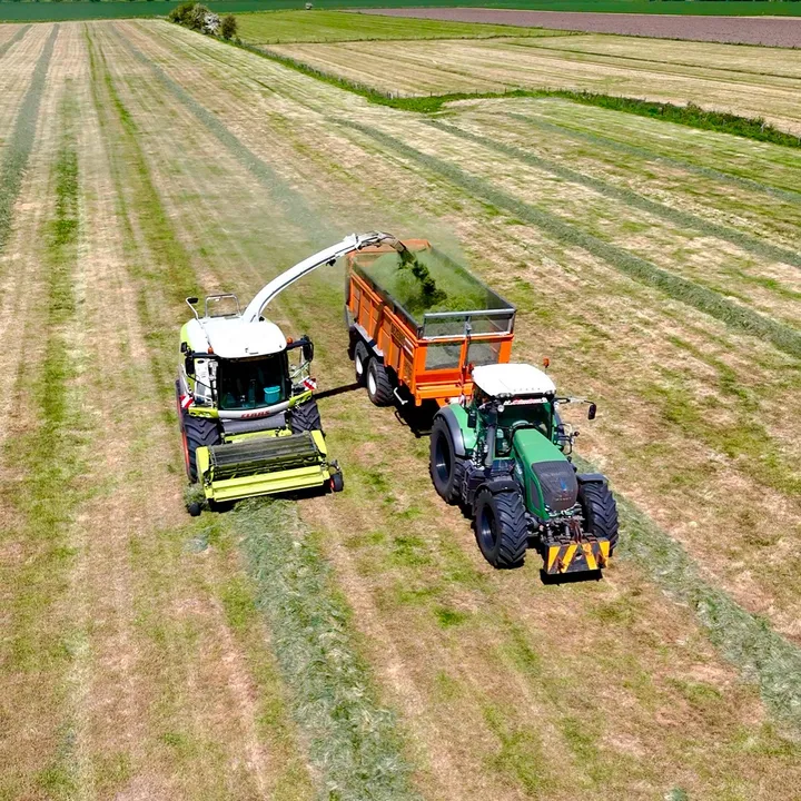 the_tractor_spotter