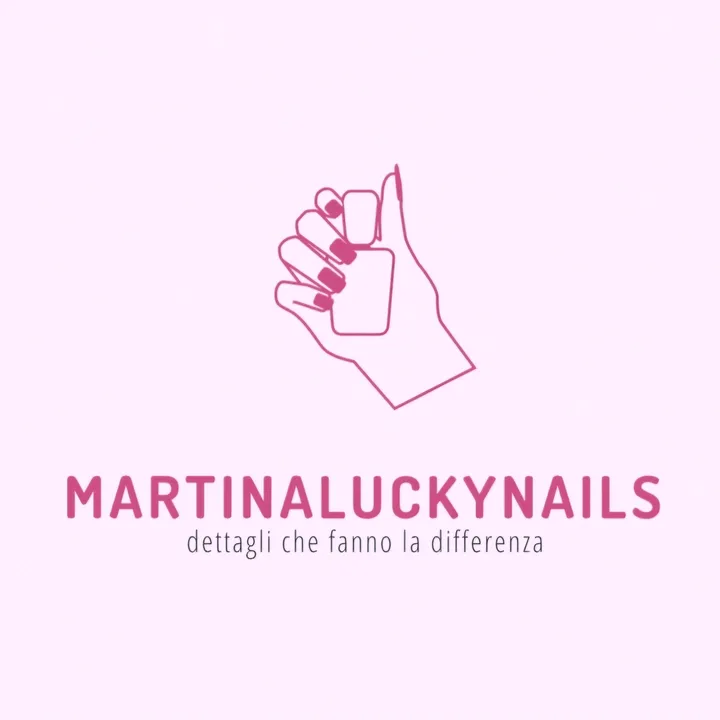 martinaluckynails