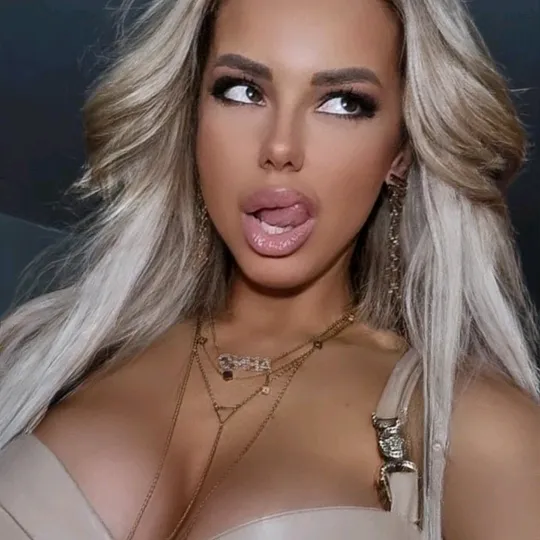 anngbgstar
