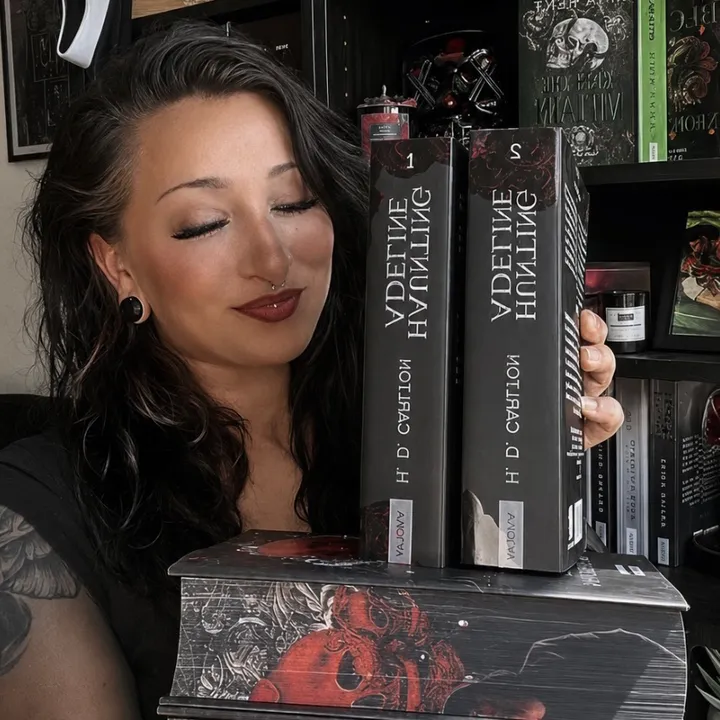 @darkreads_by_jess