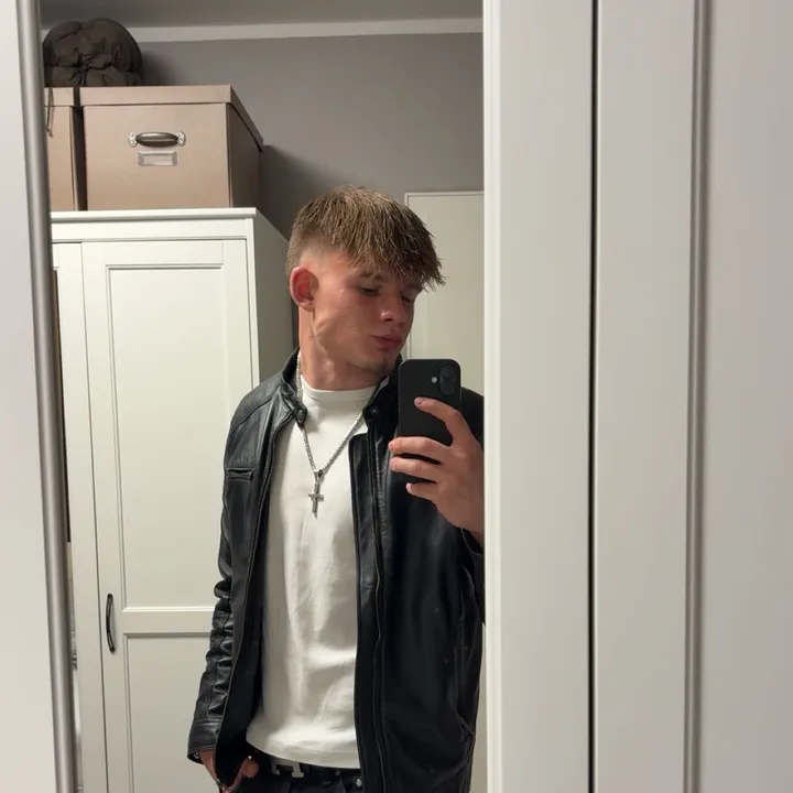 @tobixplz