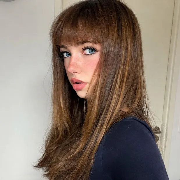 @azruneee