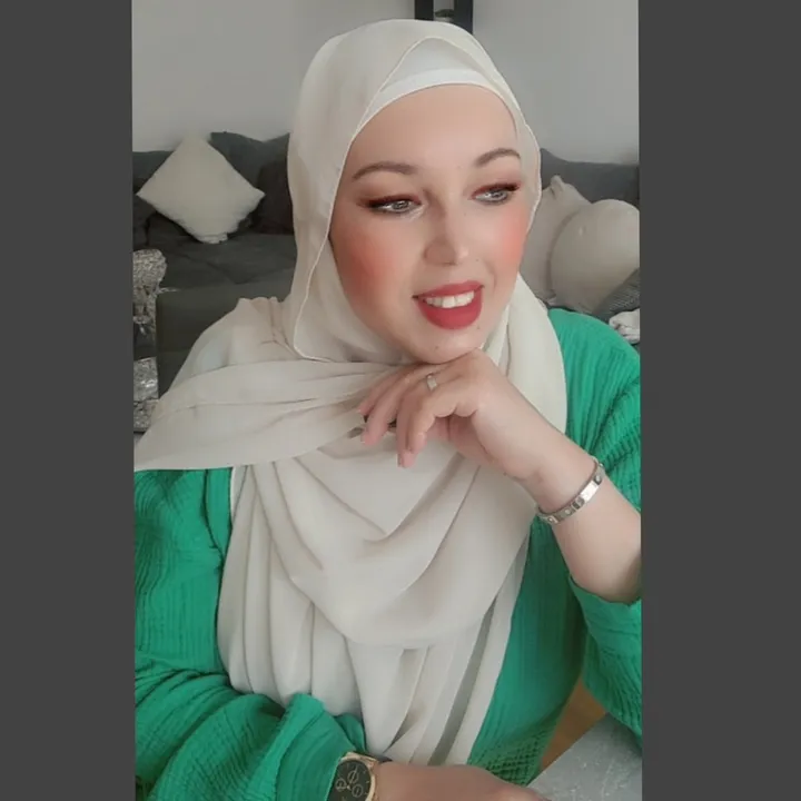 najia4945