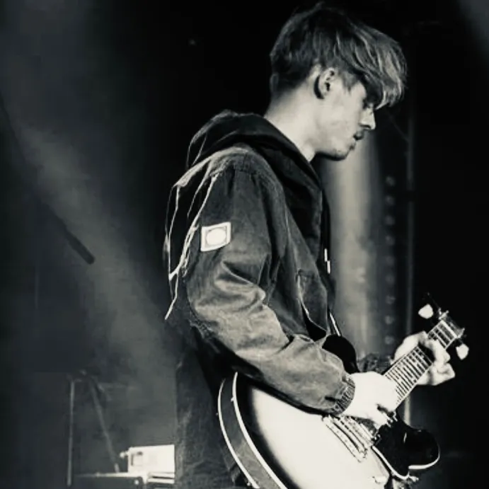 joshcantplayguitar