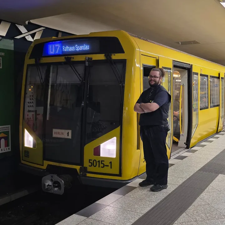 _herr.ubahnfahrer_