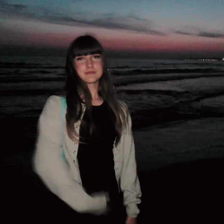 _.amelie.sa._
