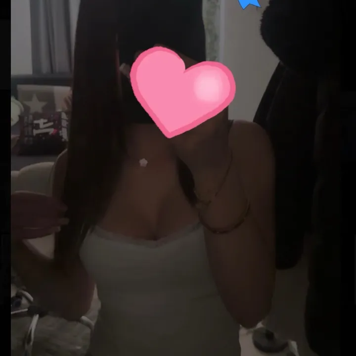 laura.kzl