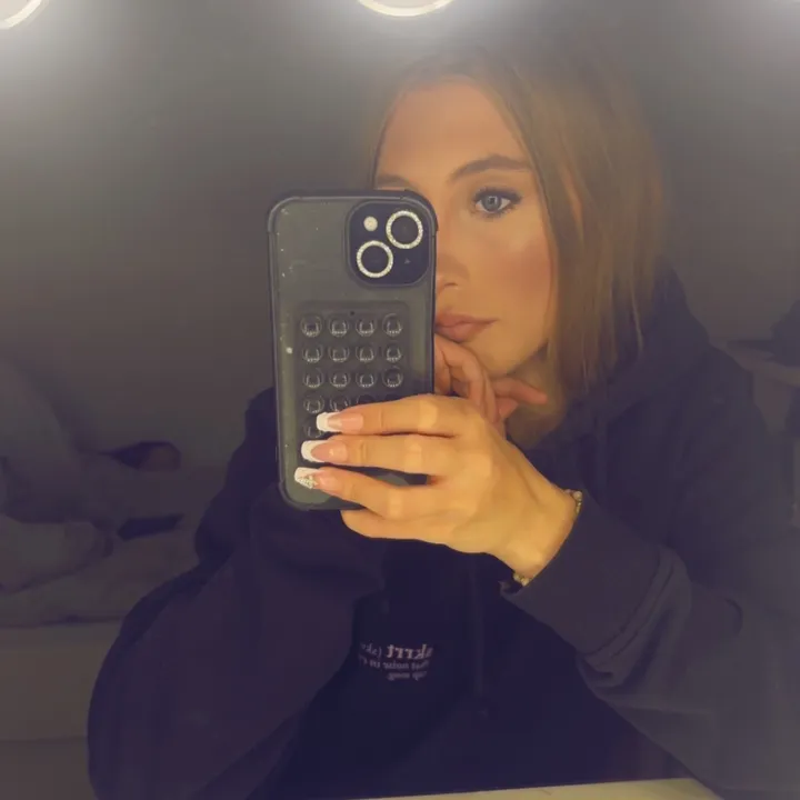 louise.vrll