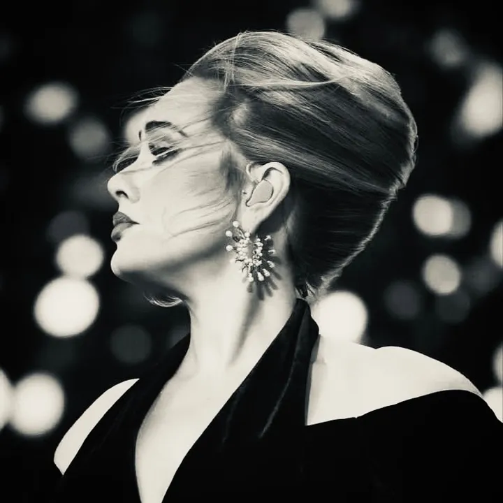 adelelove71