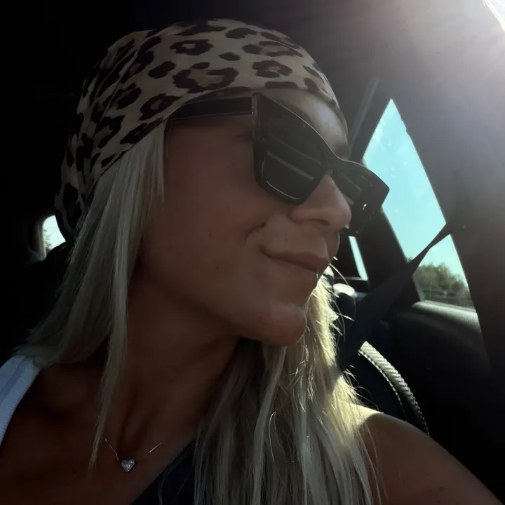 @anni_eisner