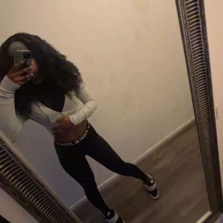 a.privately16