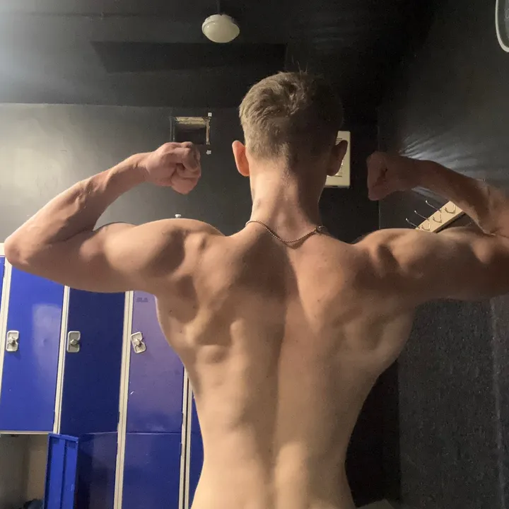 @charlie.m09