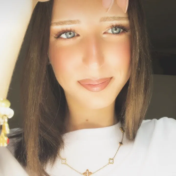 @l1naaabae
