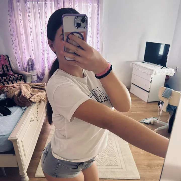 tessa83329