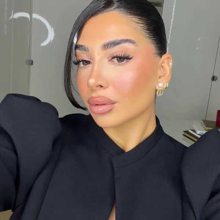 @a1leeynaa