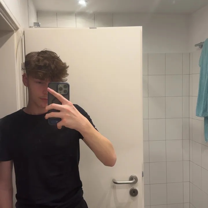 @247lukas15