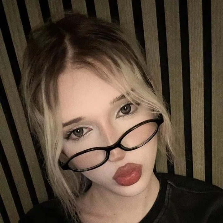 @moonviil8
