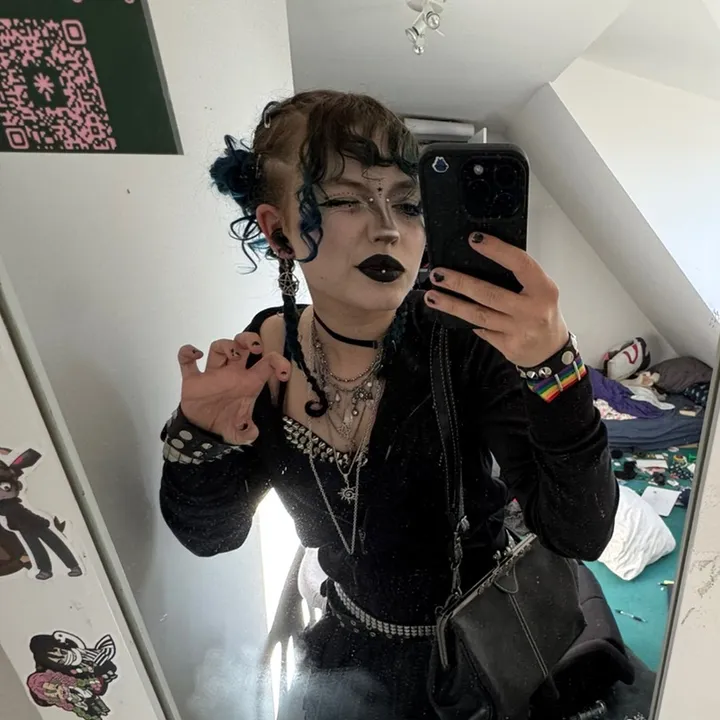 mikey_bitch139