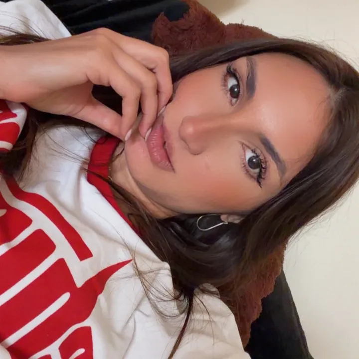 @juliannaaac