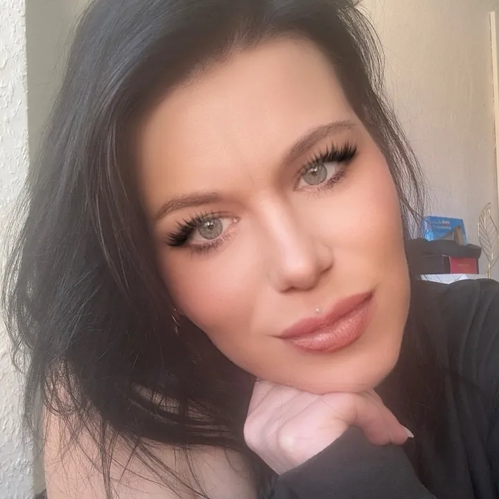 sabrinaarora00