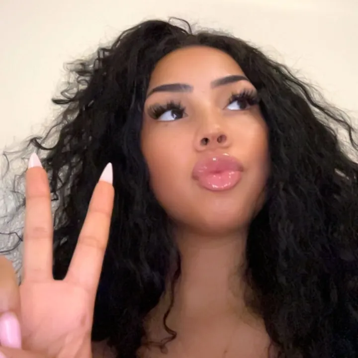 @linamaary