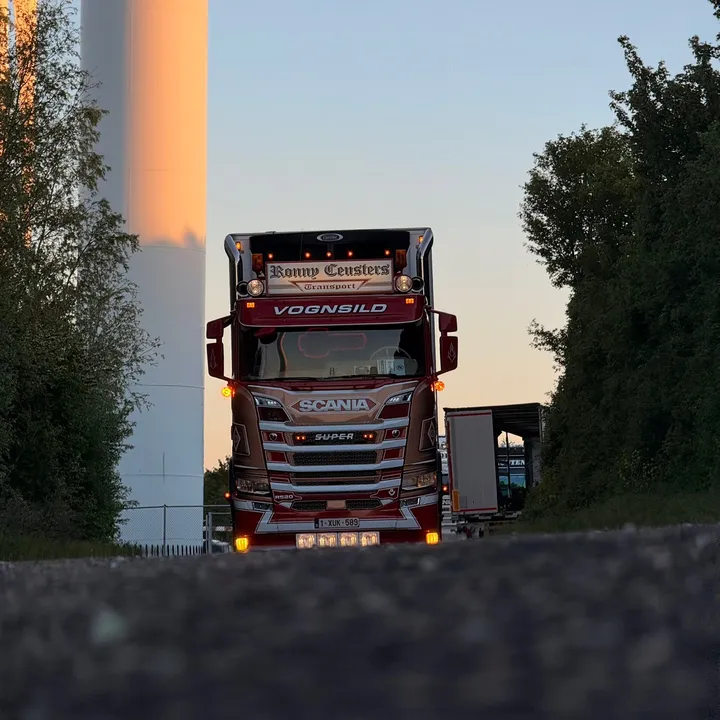 @truck.spotter