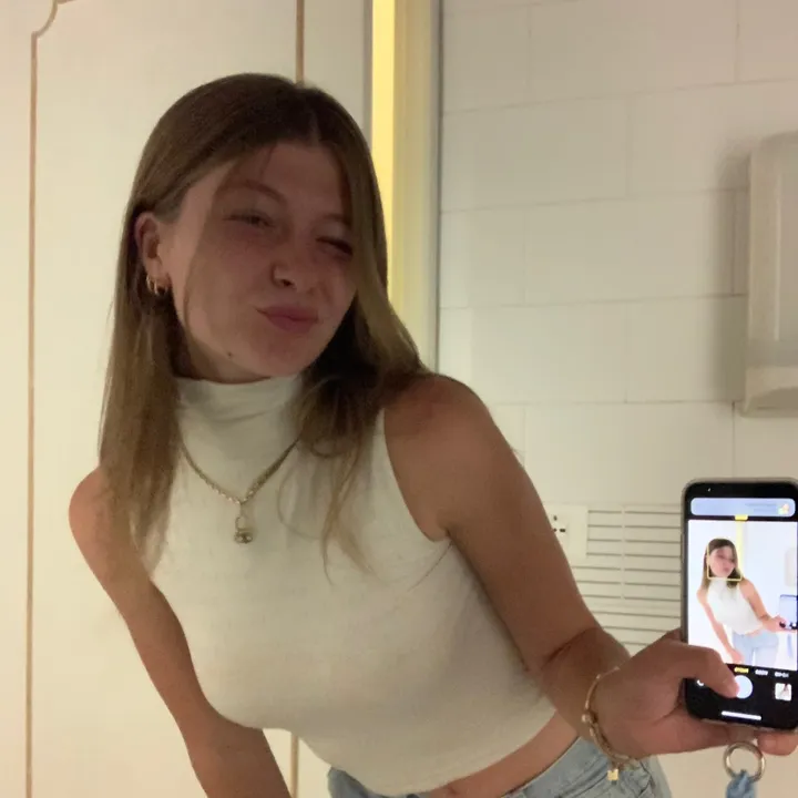 julie_dolar