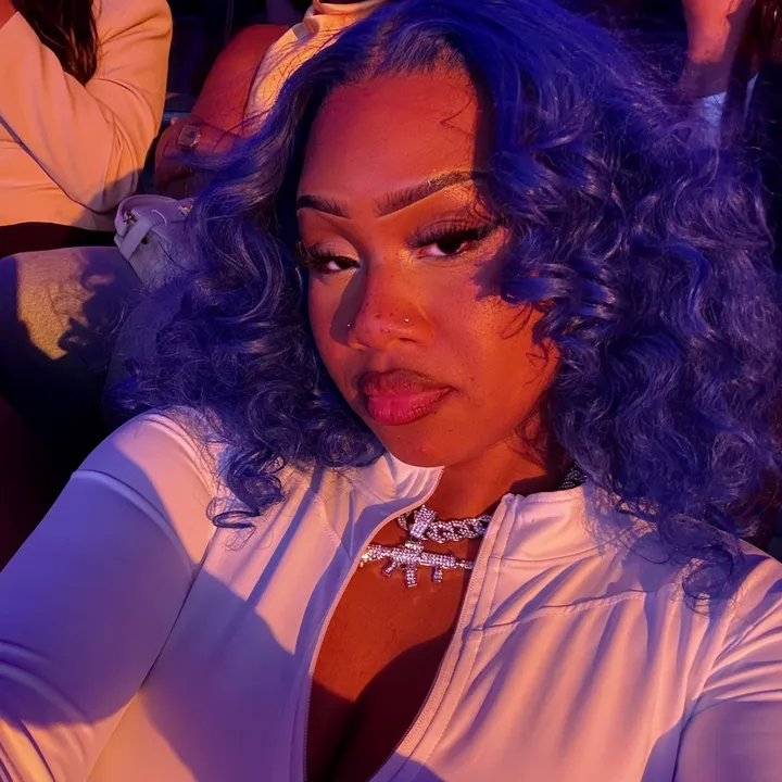 @byqueenss