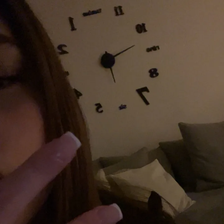 @leona8158