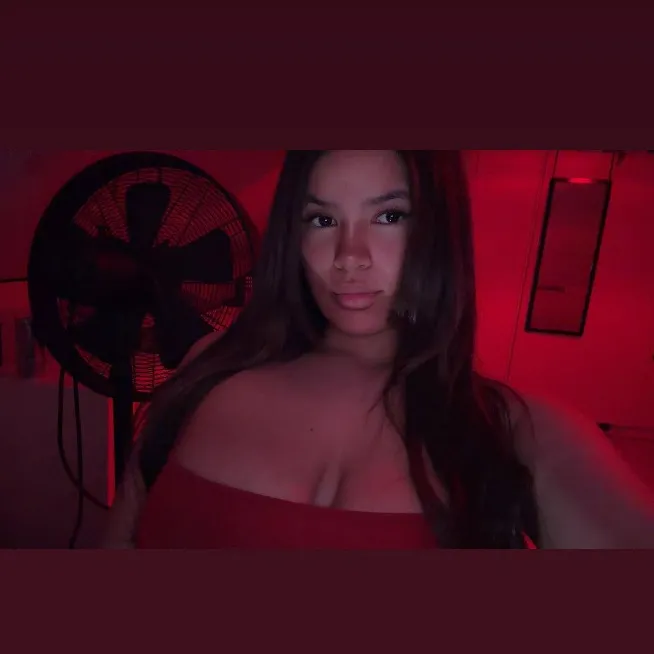 anyelina767