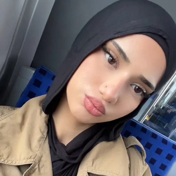 safiya_bln4