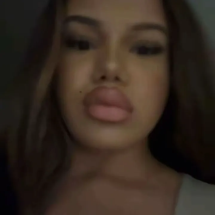 @victoriachineye_