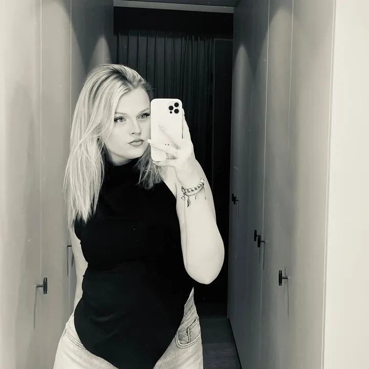 @sophia_9205_