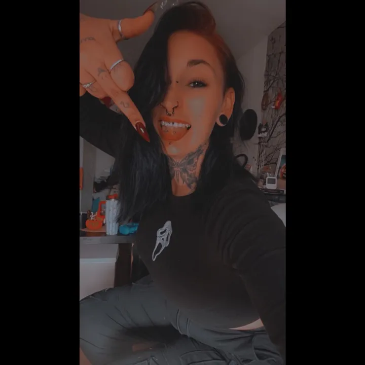 cynthia_lil_crazy