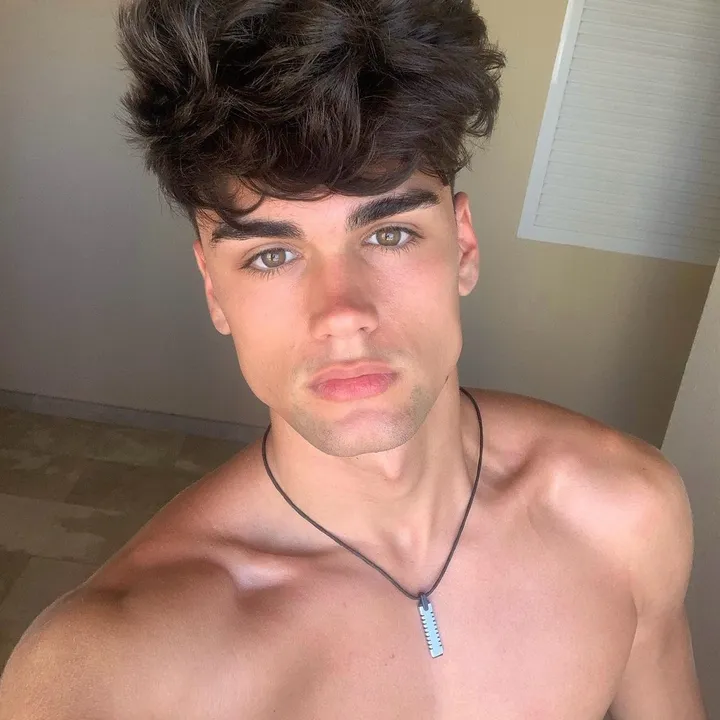 @_ivanx_